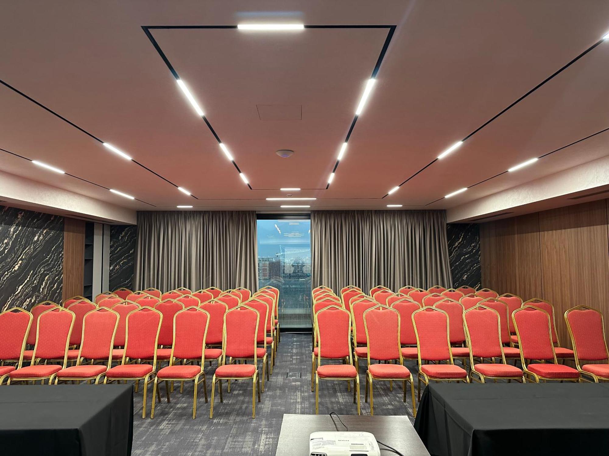 Marinaj Hotel & Spa Tirana Exterior photo